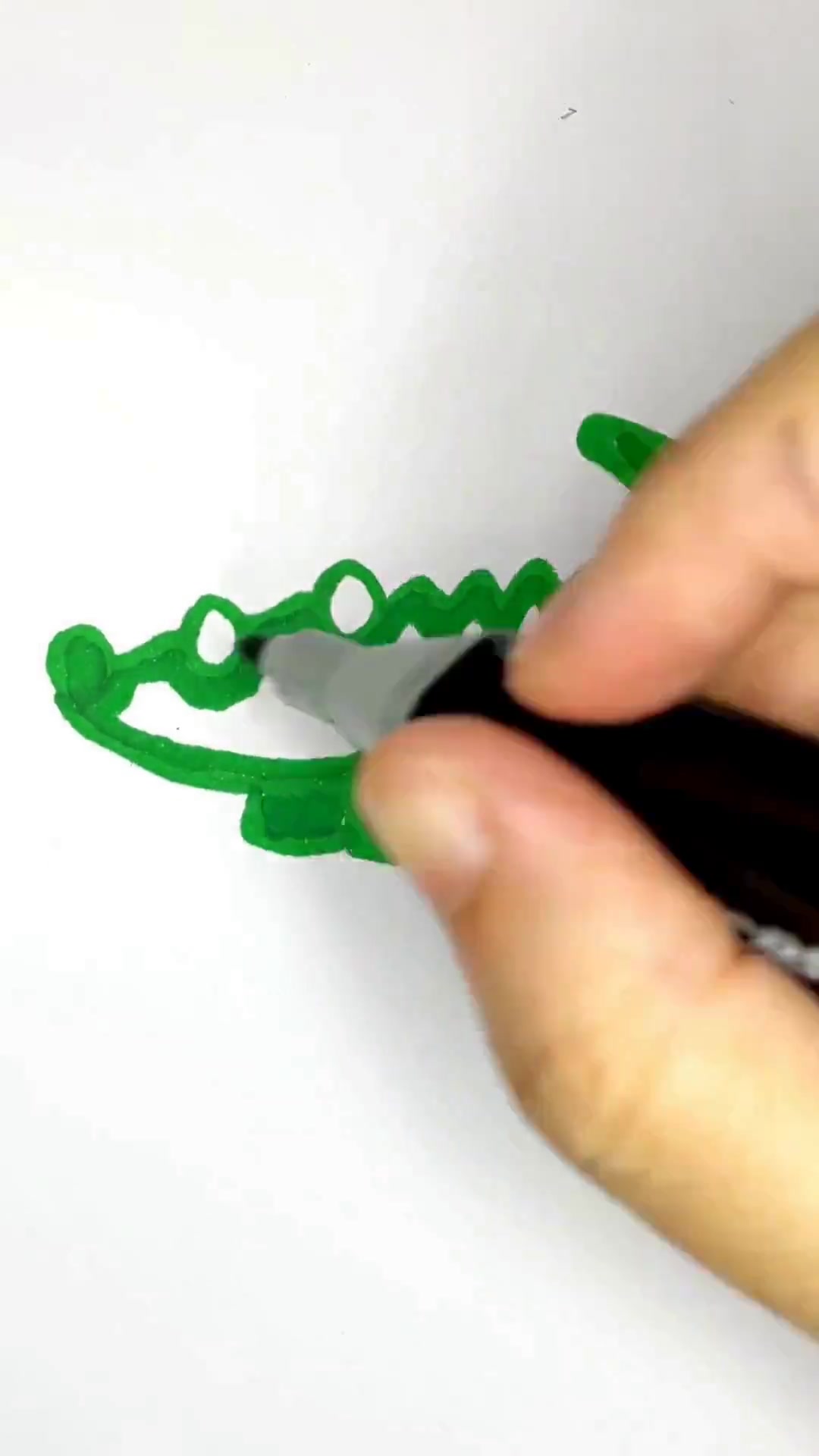 超可爱的小鳄鱼简笔画，适合宝宝学画的简易画法