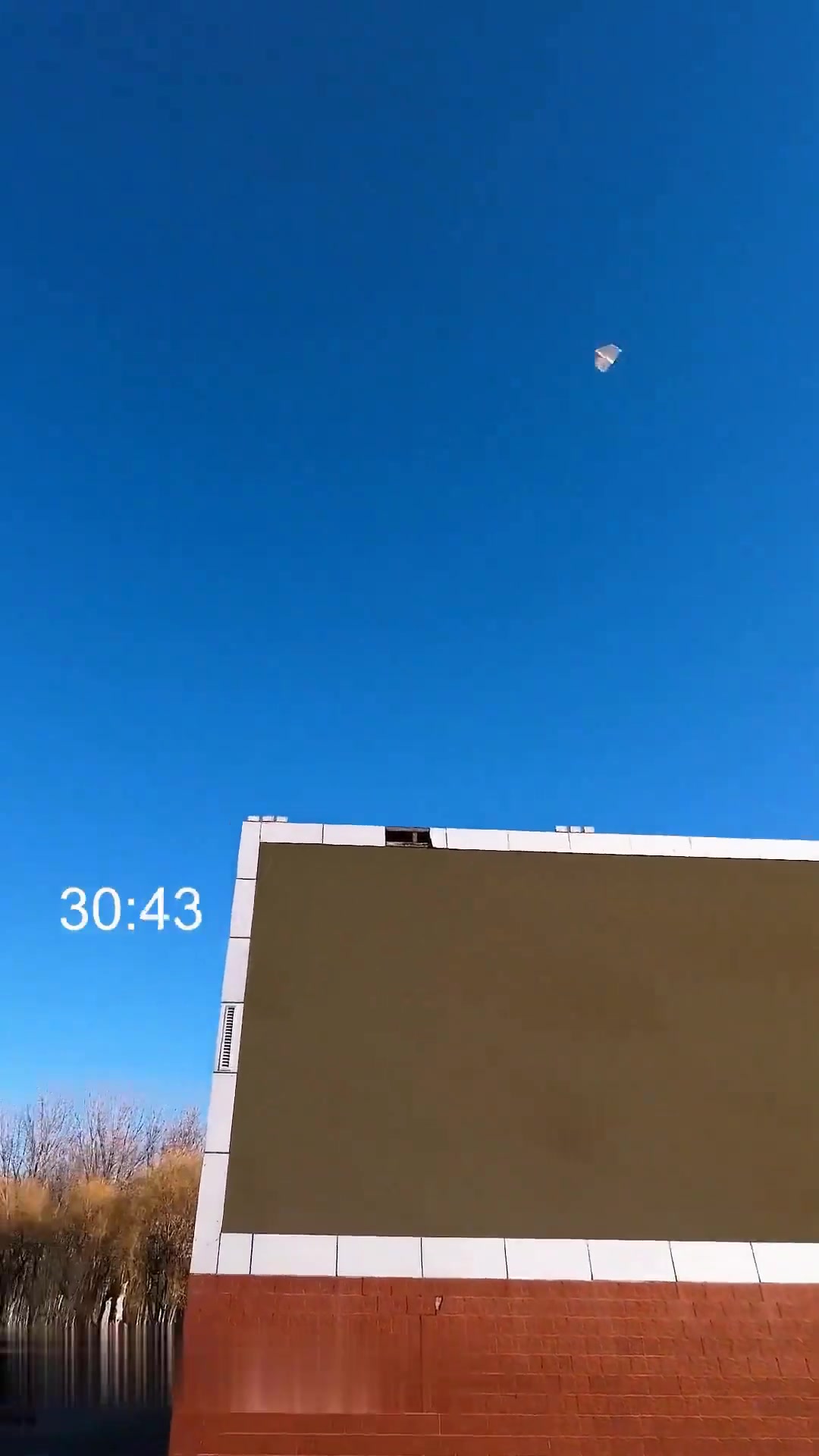 疯狂滞空41秒，正版空中之王纸飞机折法！