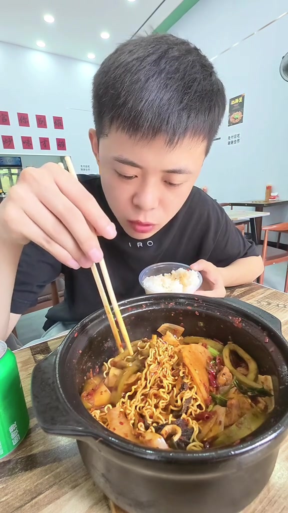 七里河马滩有一家重庆鸡公煲