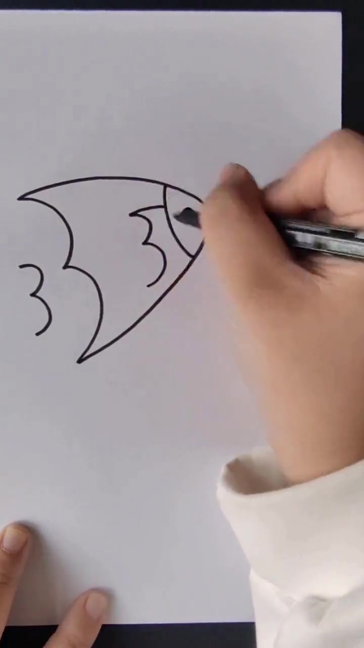 简笔画画鱼教程，简单好学一学就会，只用3画