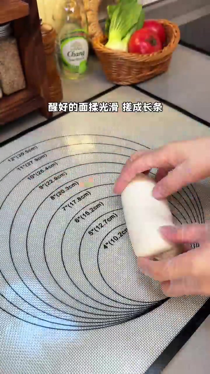 三岁+小朋友的午餐：紫薯饼和疙瘩汤做法简单