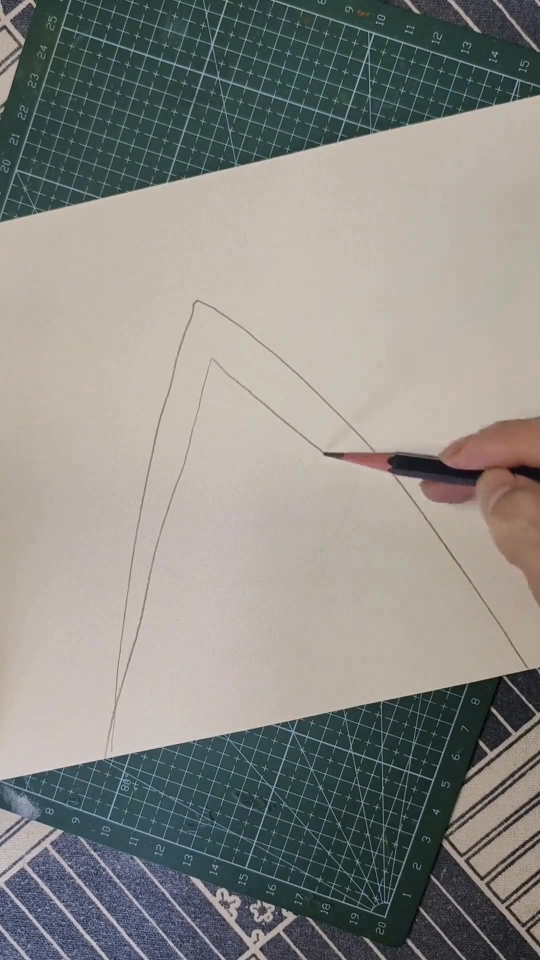 儿童简笔画教程教你画可爱的大鲨鱼