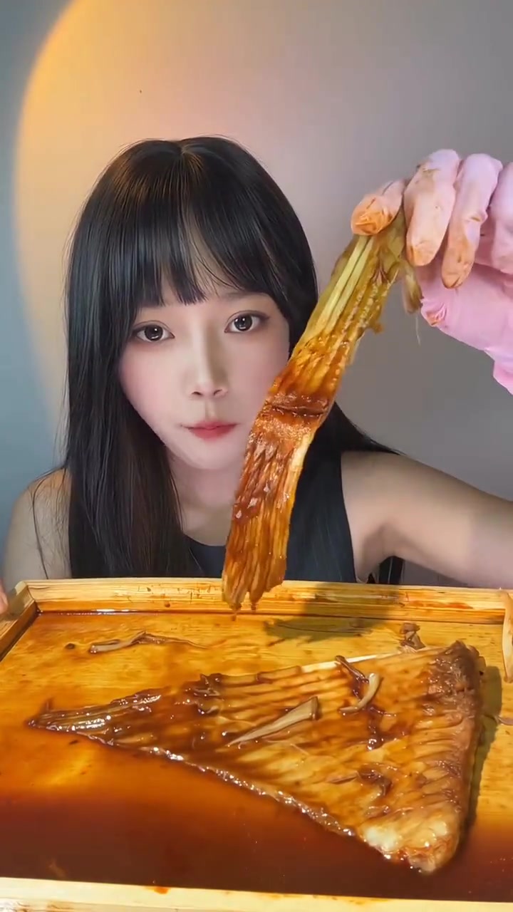 我回来啦，今天就要吃鱼翅啦
