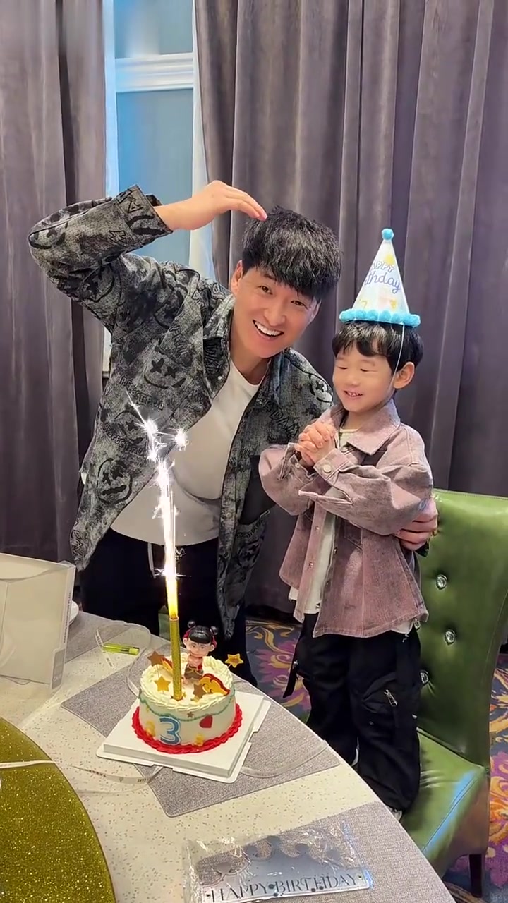 猜猜小朋友过生日，爸爸准备了什么奖励