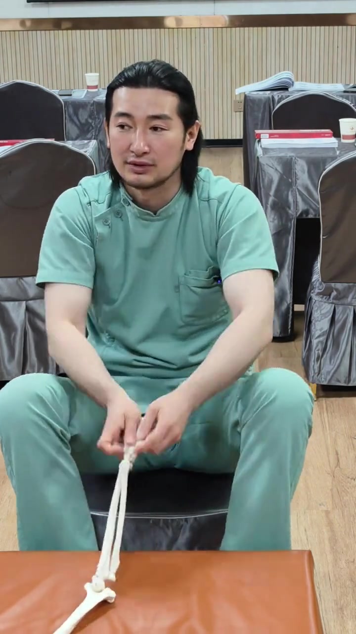 健康提醒：腕关节易出问题的三块骨头