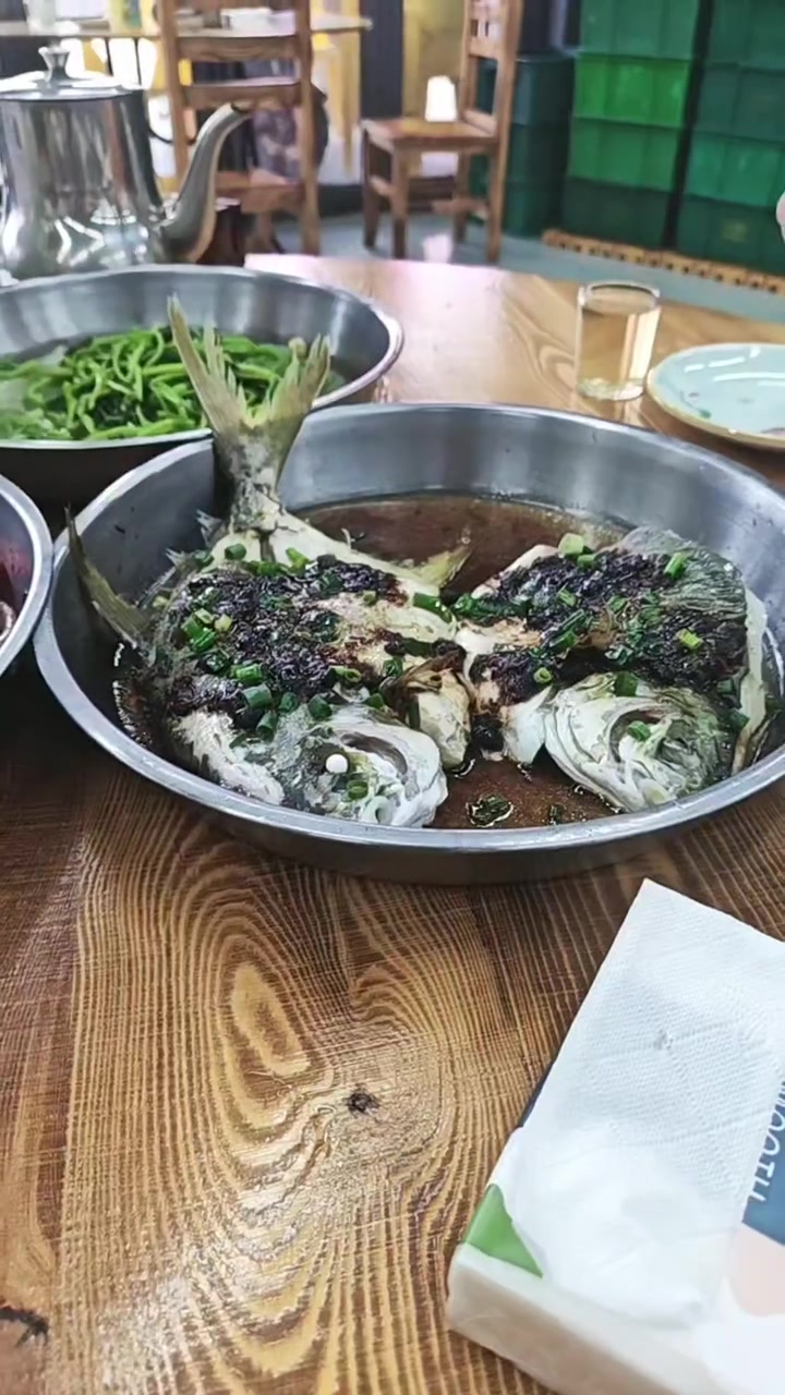 双休吃正宗广东盆菜，分量超足