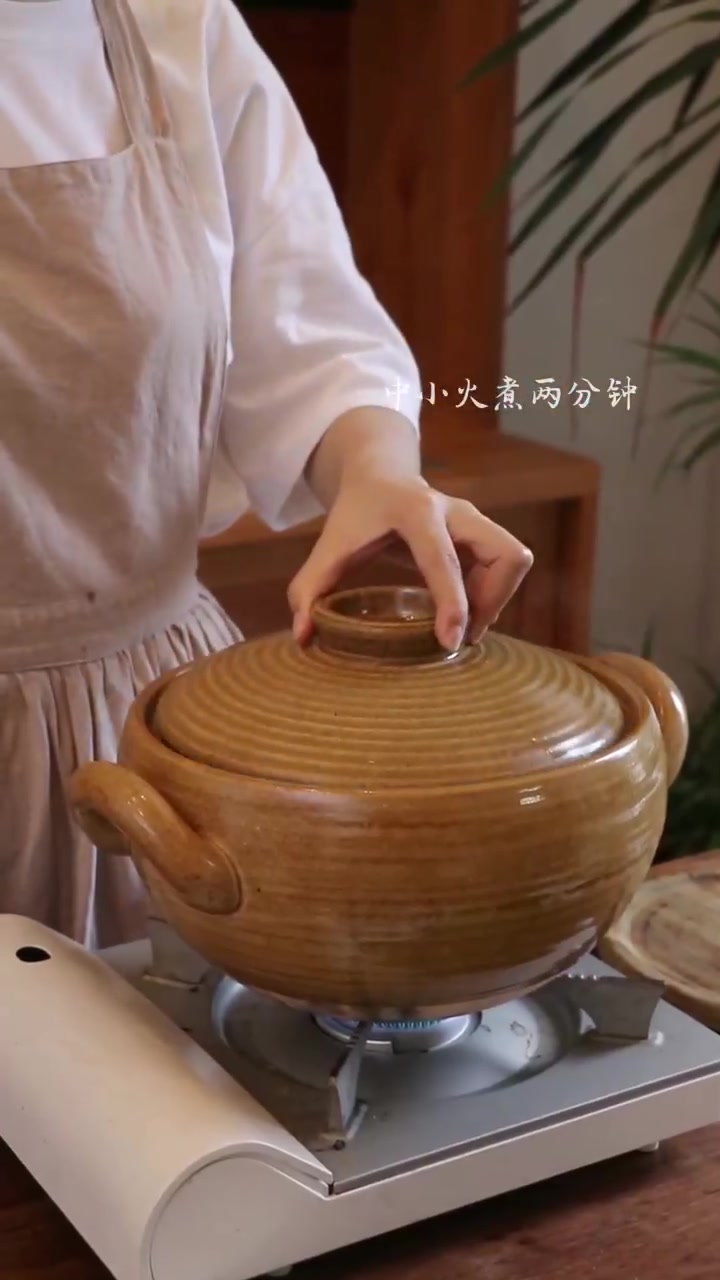 家庭版海鲜砂锅粥制作教程详细步骤