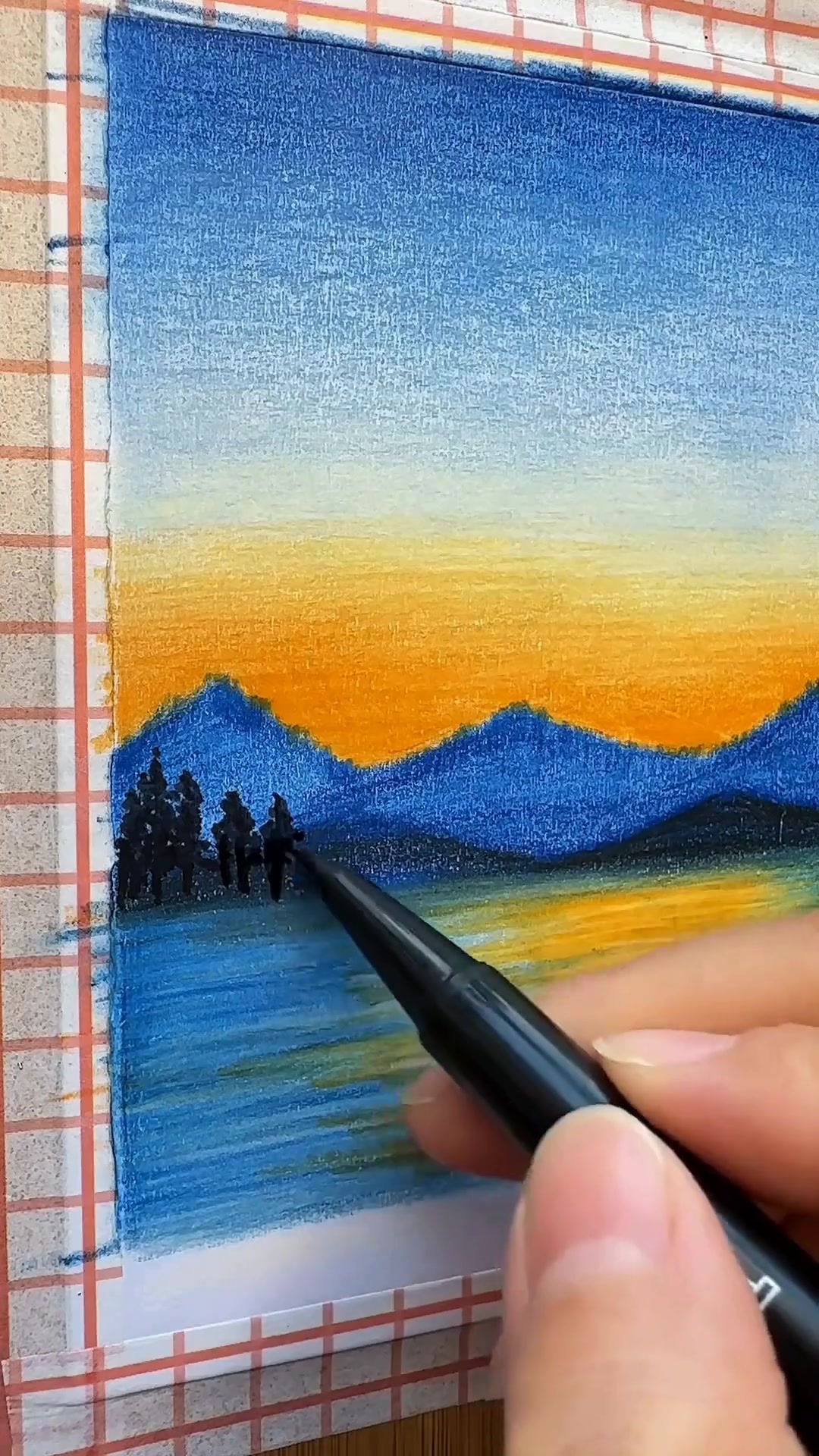 四分钟教你画漂亮的彩铅风景画，附详细过程