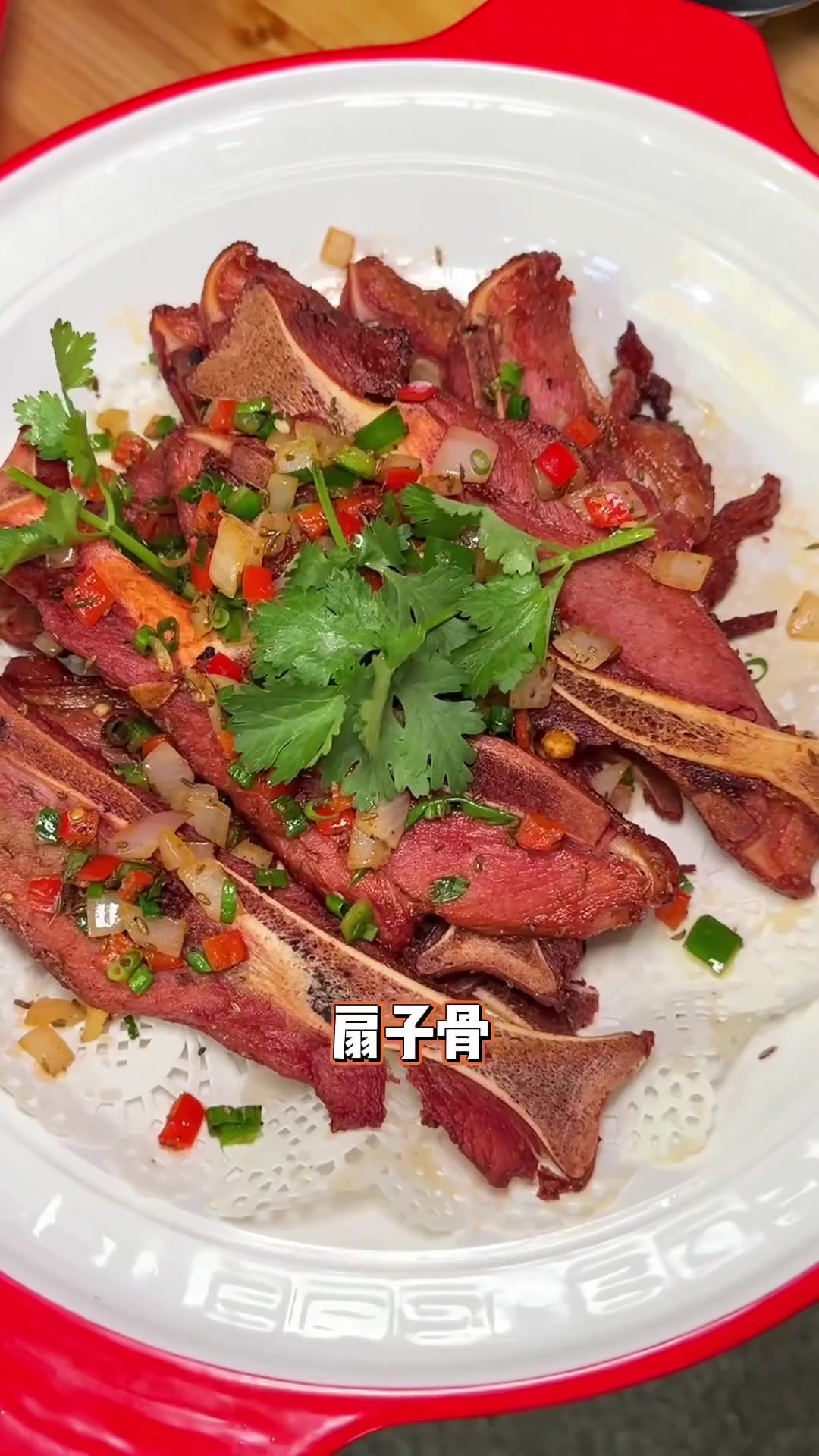 今年第一顿小龙虾，加上深夜小烧烤