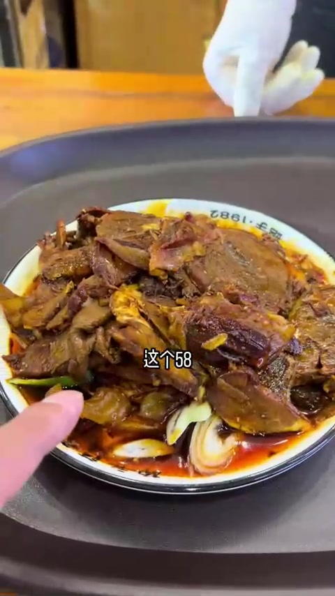 攻占上海的河南拉面，和兰州拉面有啥区别？