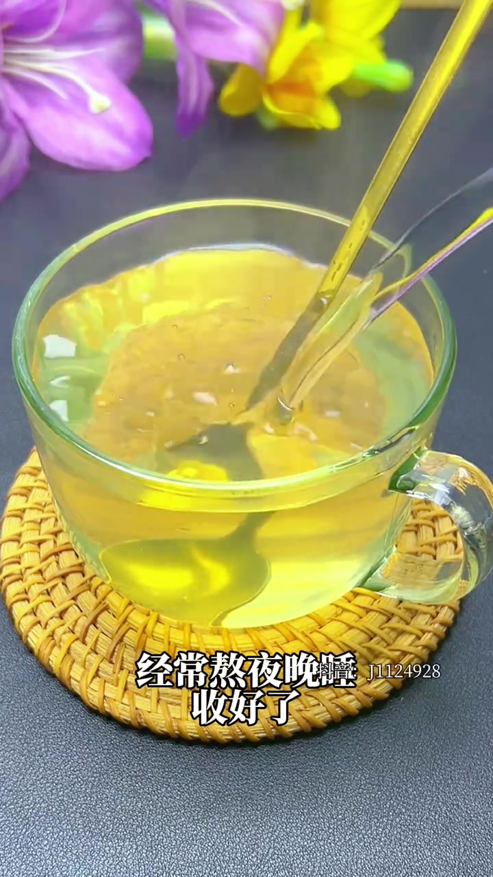 健康提醒：石斛西洋参汤，赶走熬夜疲惫