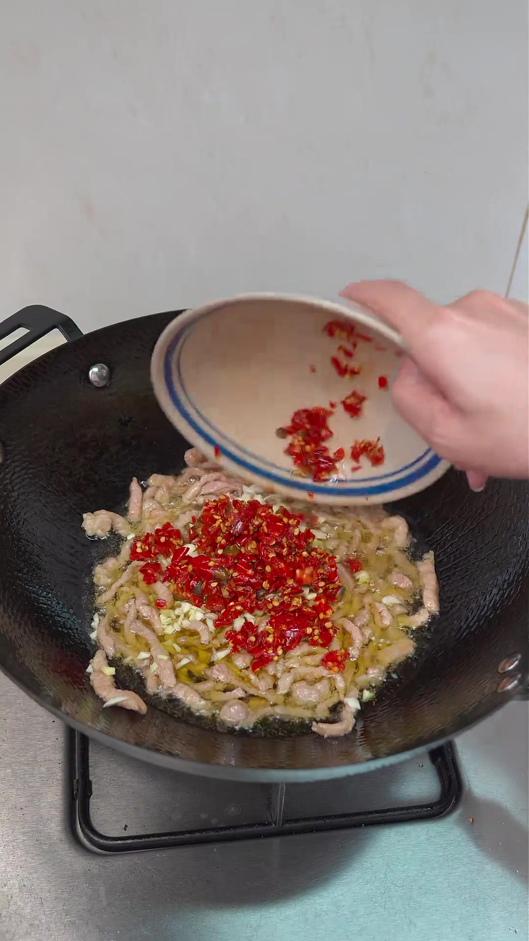 分享家常鱼香肉丝的馆子级做法