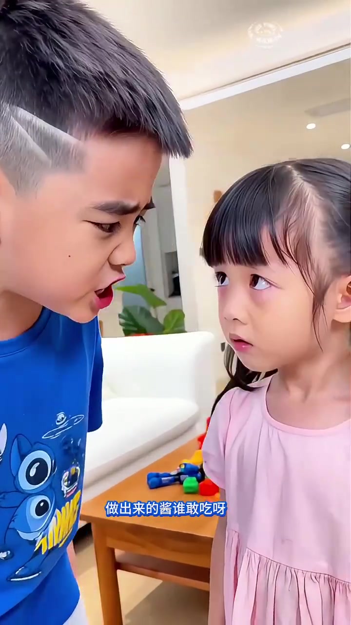做蓝莓汁#儿童搞笑视频#