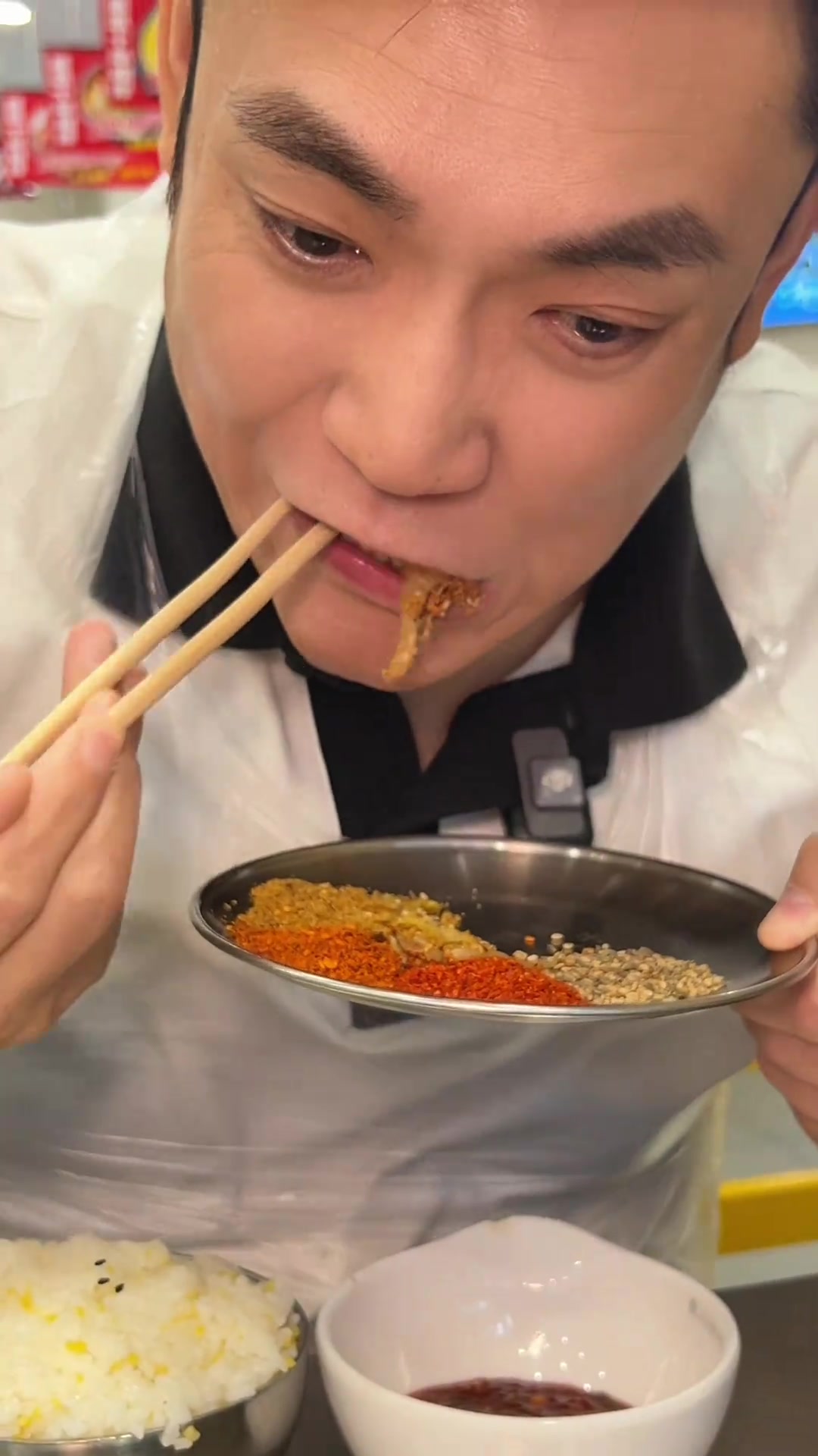 锅叉子烤肉配酸菜，我的最爱！东北长春特色美食