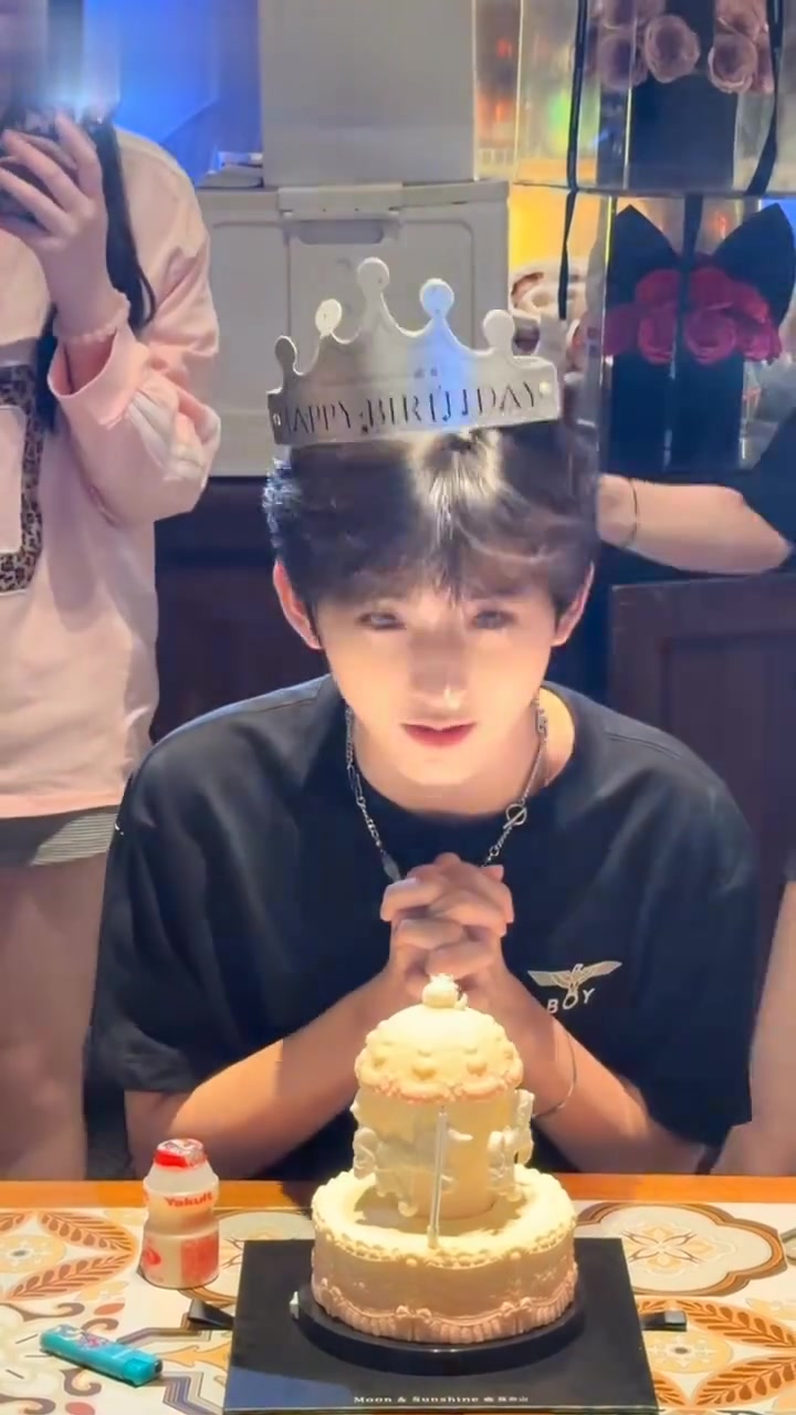 鲨鱼兄妹带来的美味生日小甜品太受欢迎了