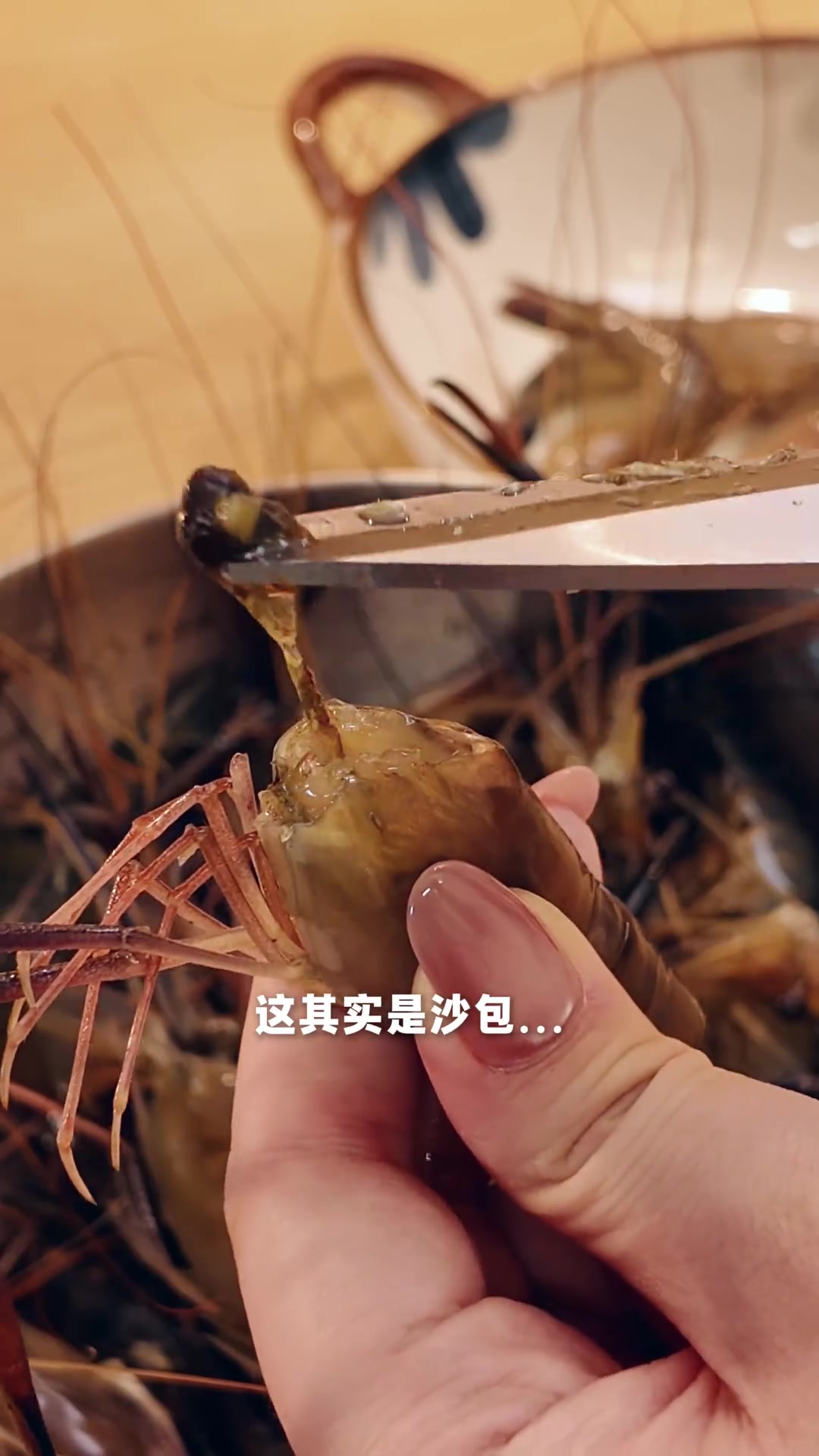 厨房新手一人食：黄油胡椒虾，壳都能嗦半天