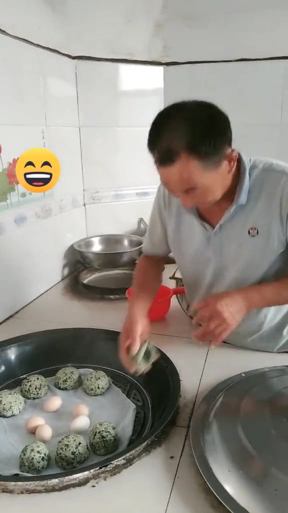红薯叶窝窝头，动手自己做美食