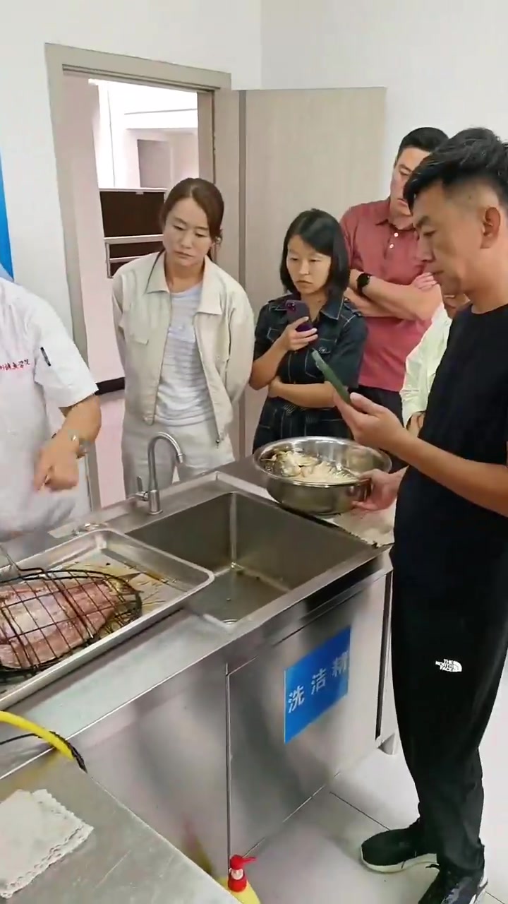 泡椒烤鱼的制作过程