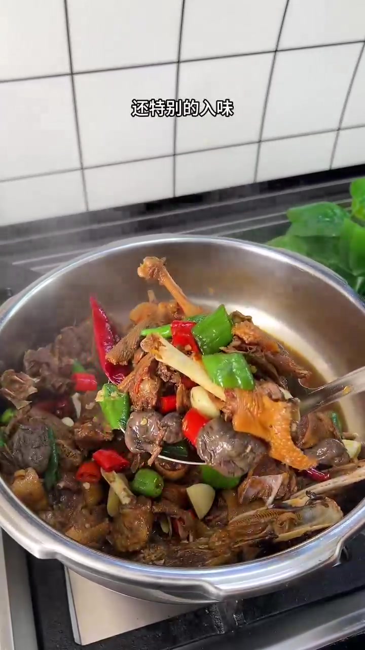 湖南家常啤酒鸭做法，鸭肉香辣入味不腥不柴