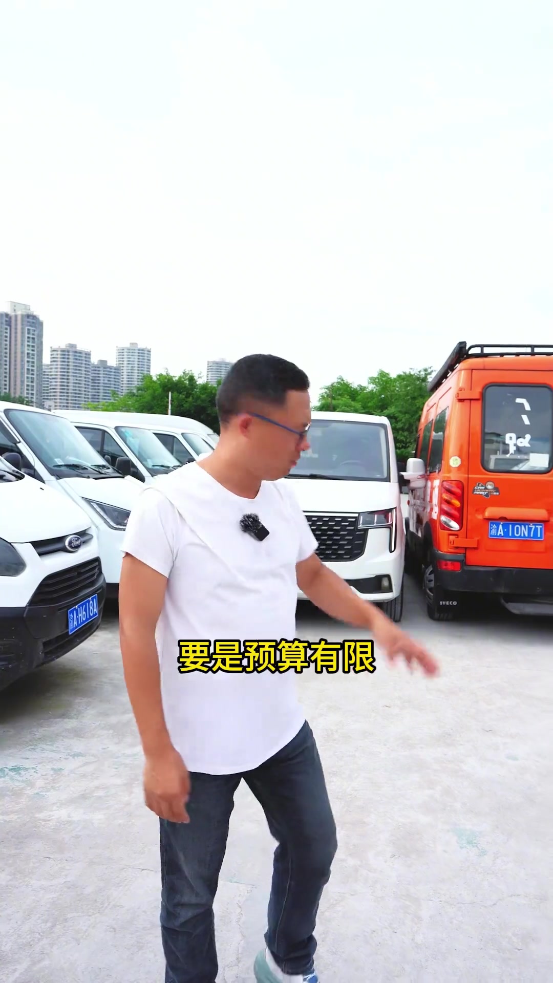 分享柴油面包车露营实用性，改装床车生活