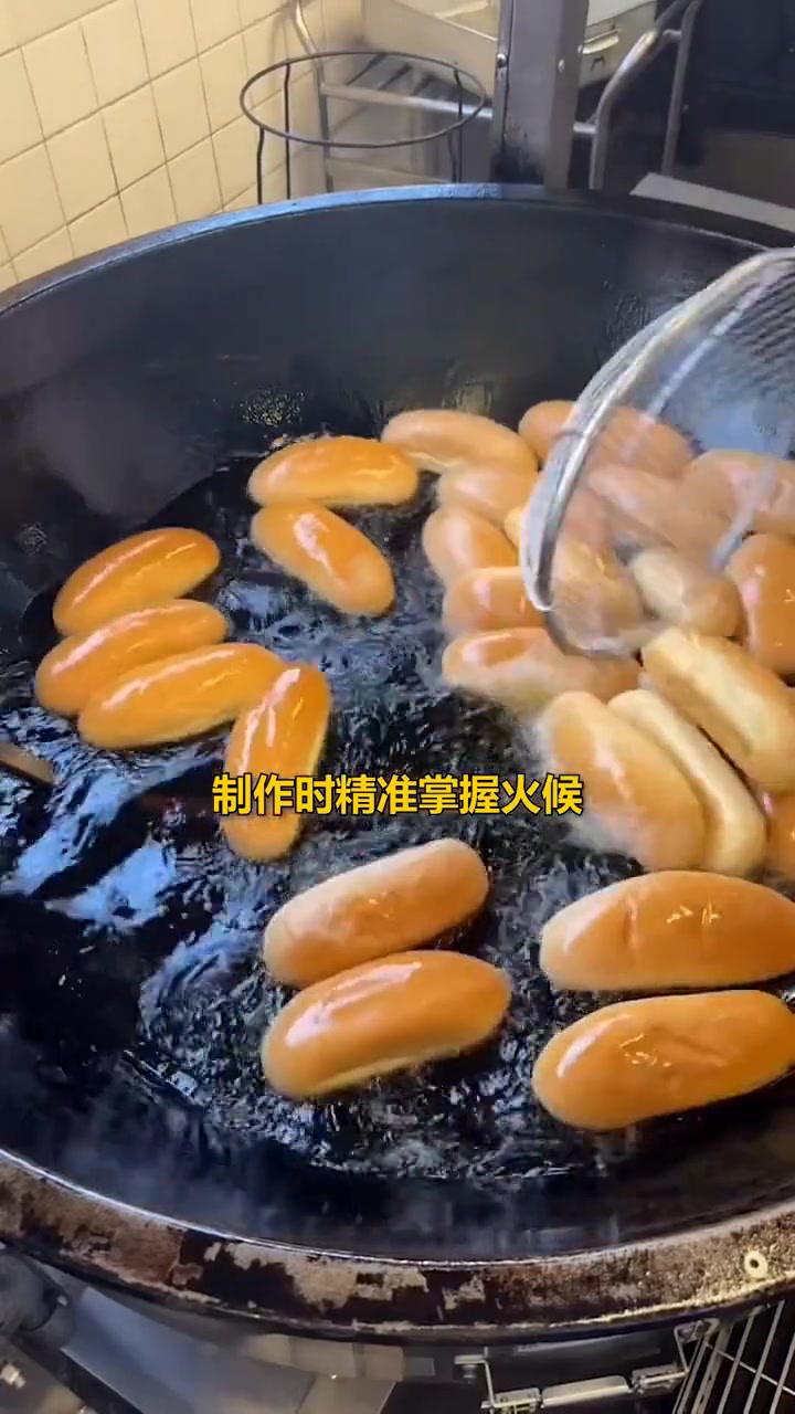 为啥日本家长放心孩子在校吃午餐？制作标准真的太严格！