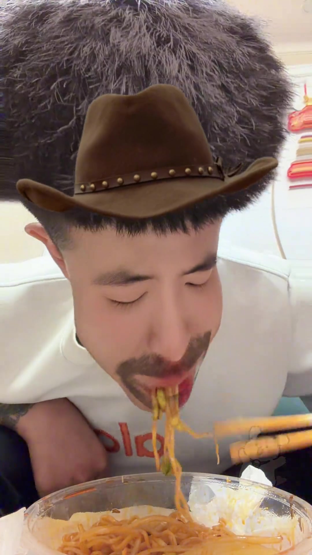 曹氏鸭脖特辣就这，除了热没别的！