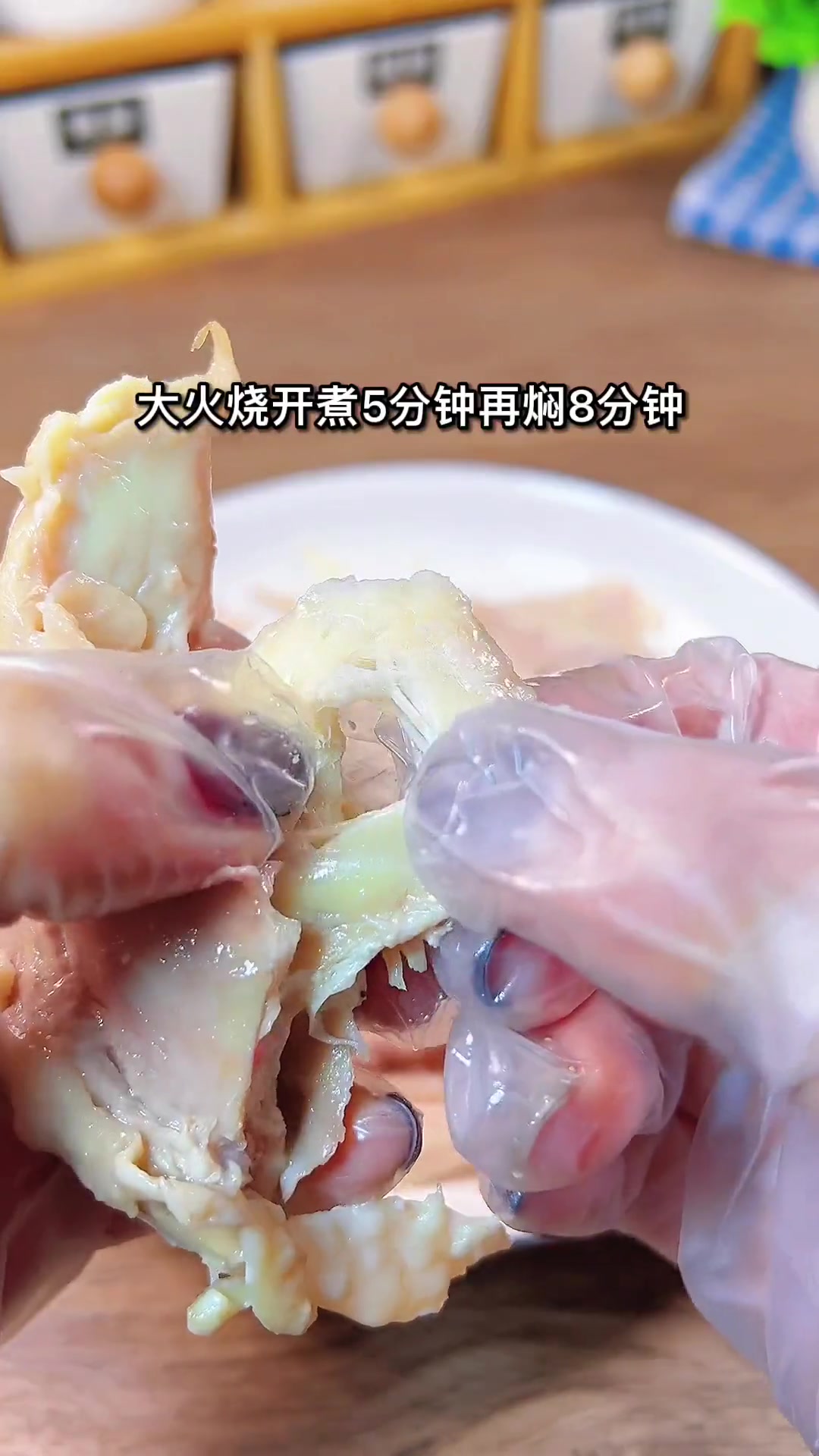 减脂期吃白斩鸡，低卡高蛋白
