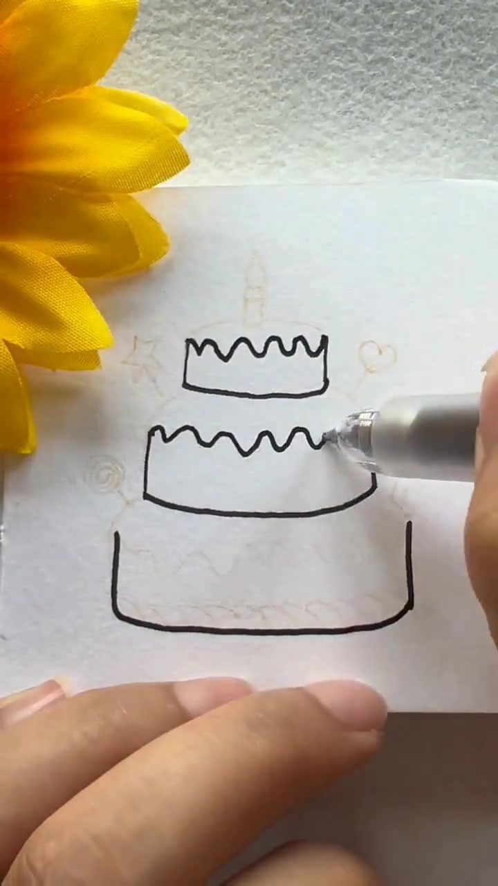 生日蛋糕简笔画教程,简单易懂一看就会