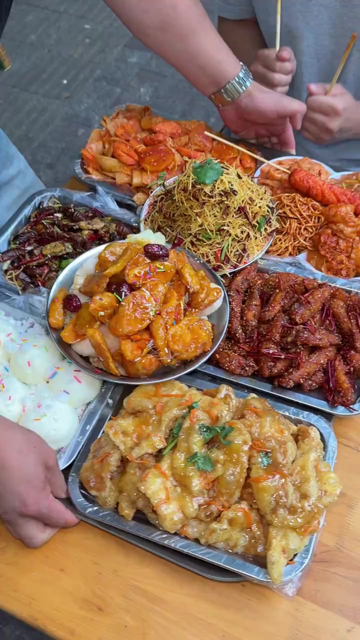 哇塞～确实是武汉真正牛逼好吃的极品美食！真把我吃美了……