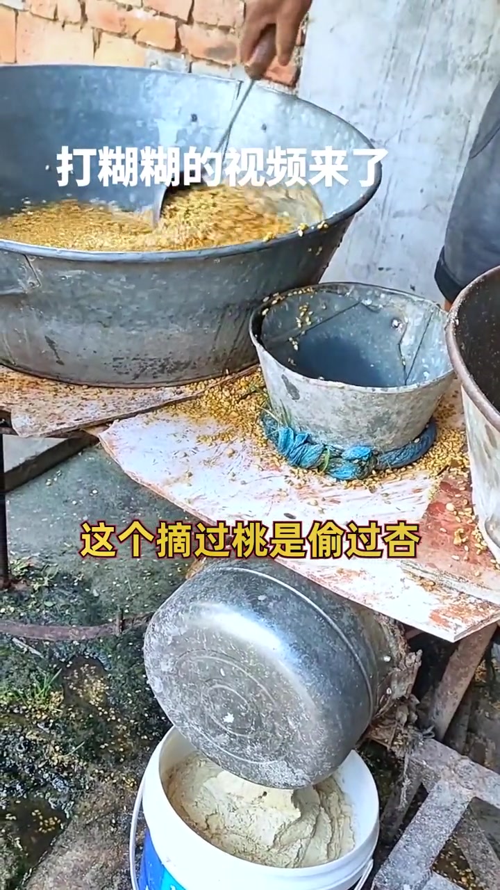 摊煎饼，山东大煎饼的农村美食