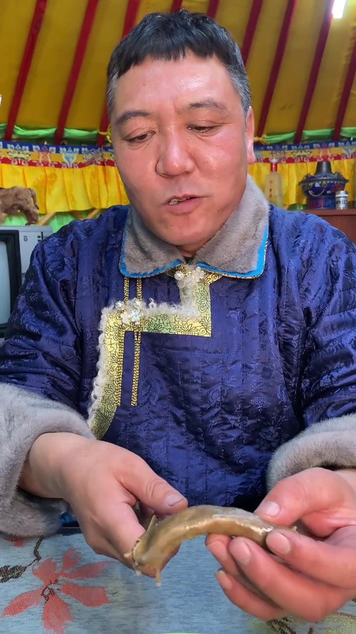 传统蒙古风味肉肠烹饪品尝全程记录