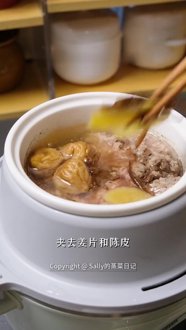 养生健康：陈皮瘦肉汤，秋冬养润好滋味