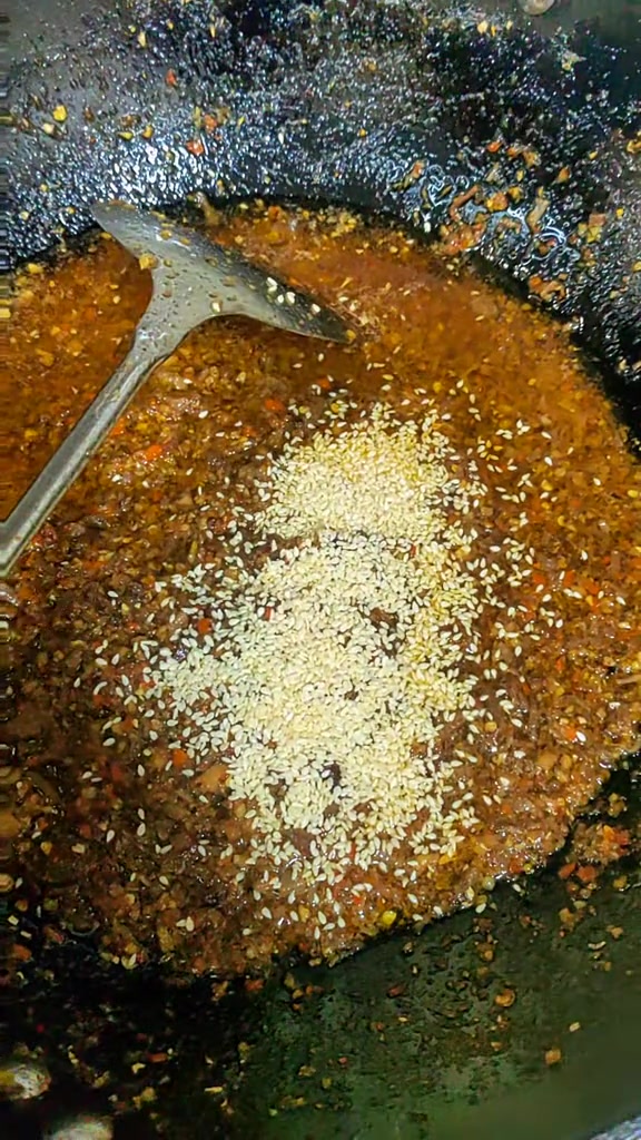 休息做无添加牛肉酱，是为拍视频吗？