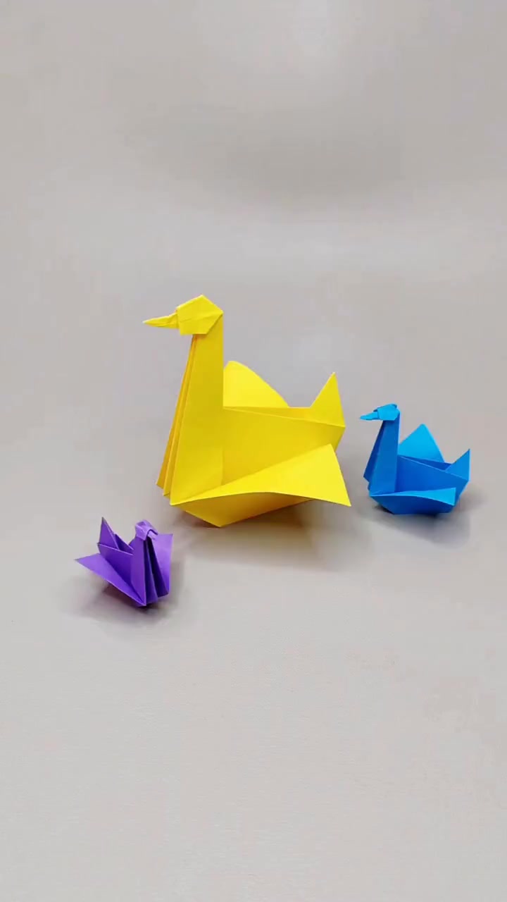 用一张纸折出超可爱的小天鹅