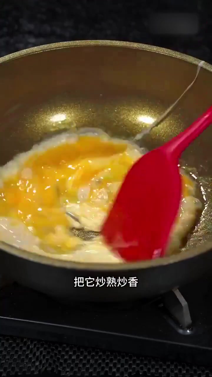 家常菜包菜炒粉丝做法，简单美味又下饭[馋嘴]#家常菜#（人间美食之旅）