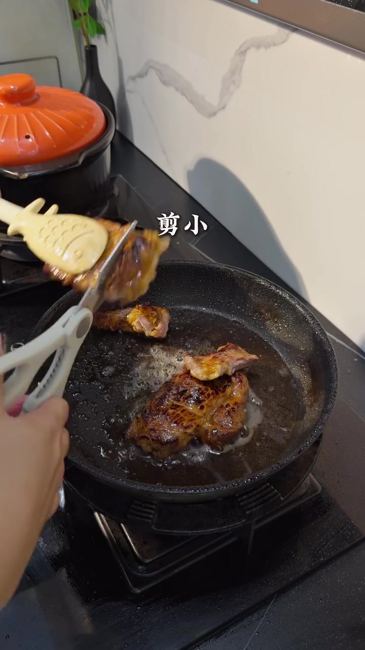 潮汕主妇逛菜场做三菜一汤