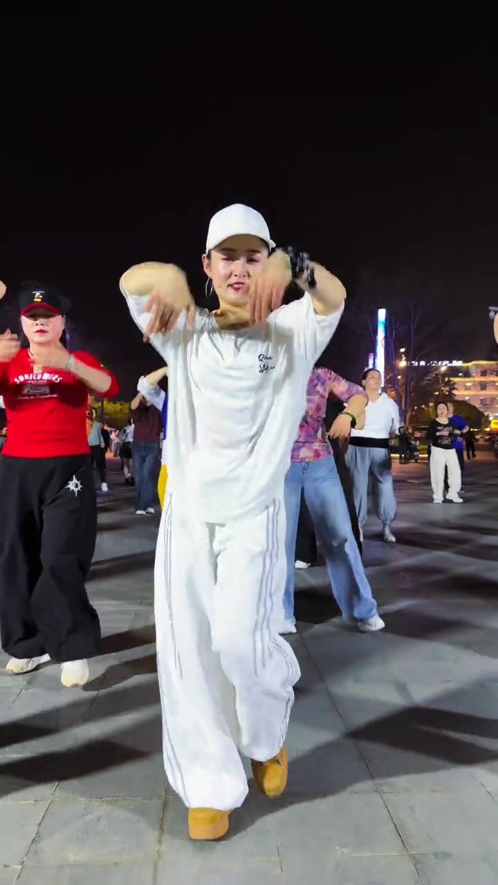 飞鸟爱上鱼，世间最无奈的喜欢，只能相望，不能相守