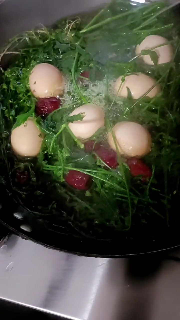 荠菜煮鸡蛋功效与作用，好吃又营养