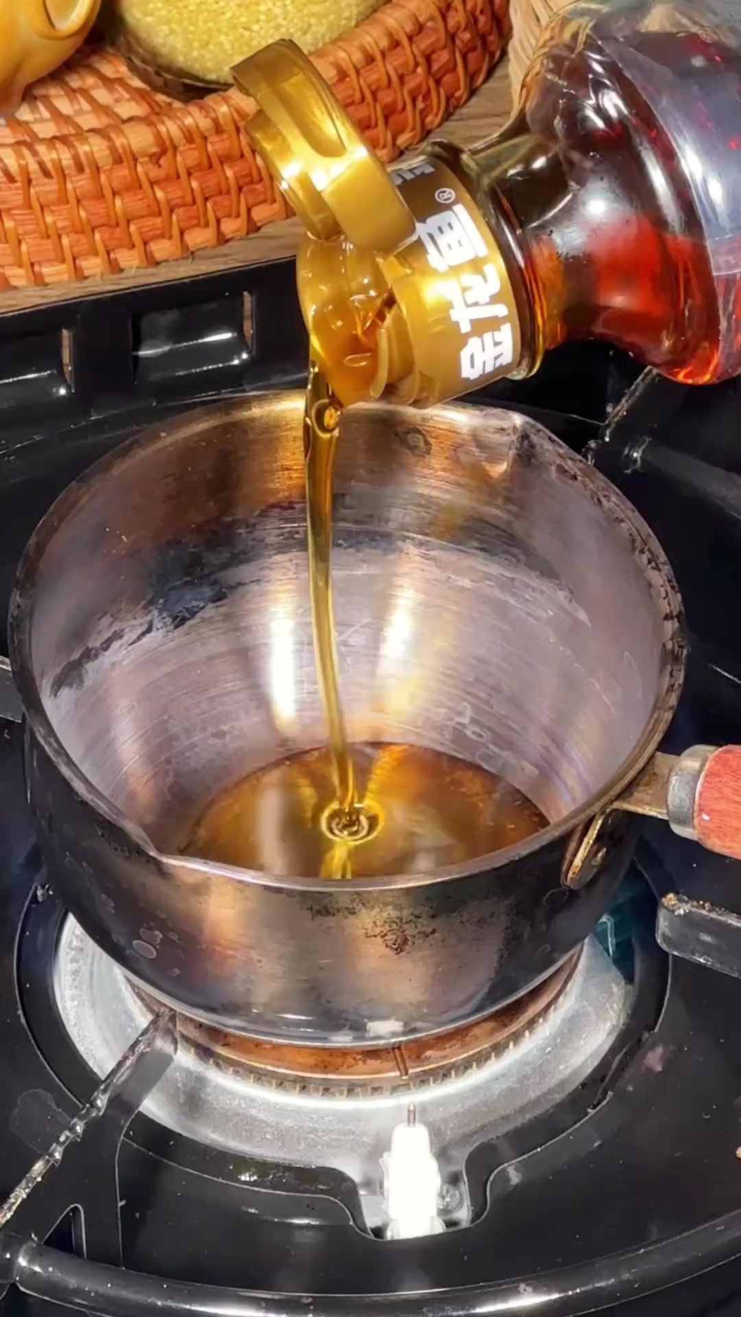 健康科普：香油生姜煎鸡蛋的功效与做法