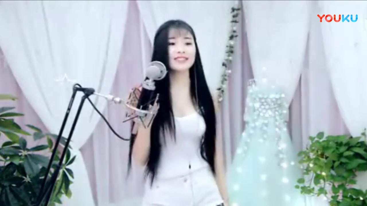 音乐:美女主播唱歌的声音太甜了,耳朵要怀孕了