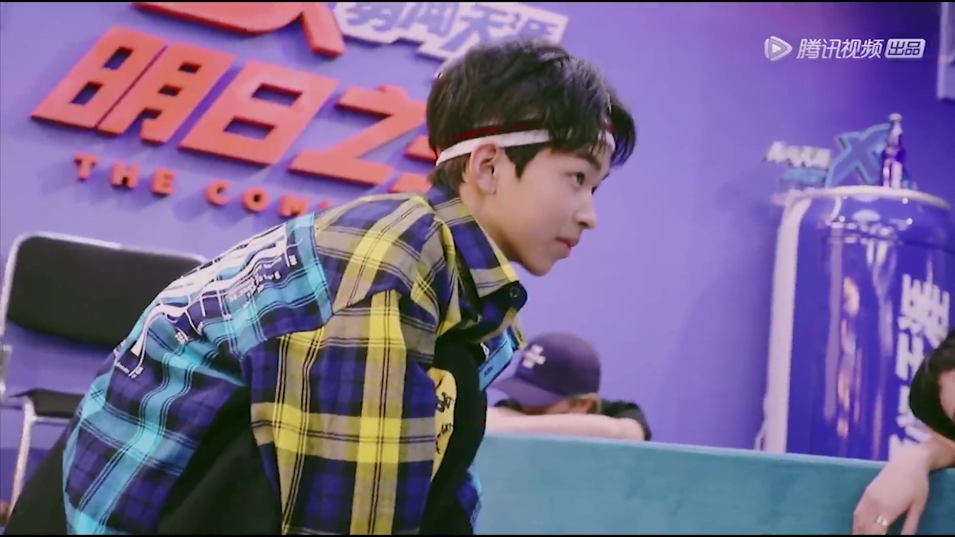 斯外戈用亲吻将她唤醒