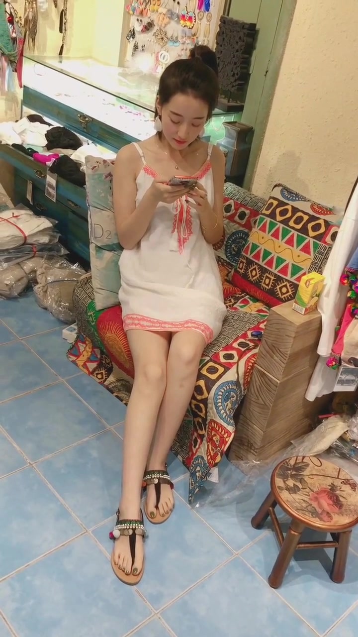 美足#这脚丫,这腿,漂亮!