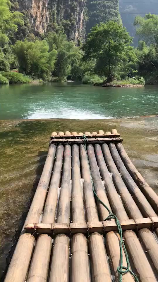 传说中的广西竹筏