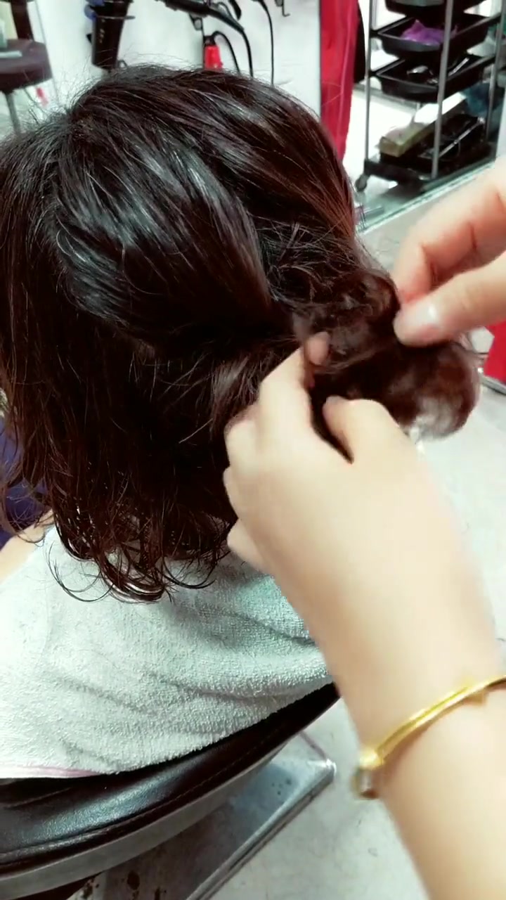 短发梳头复古简单凉快