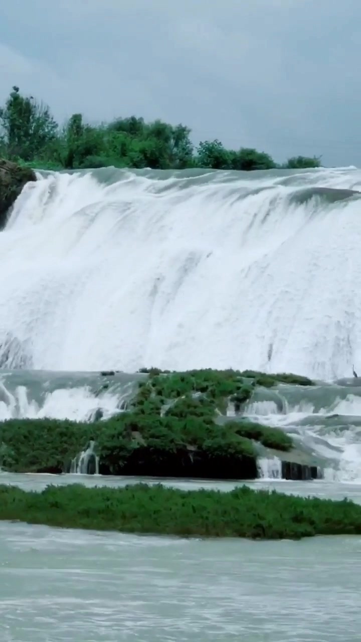 燃烧我的卡路里#陡坡塘瀑布,西游记片尾曲中,师徒四人走的瀑布