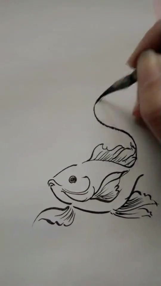 一笔一笔画金鱼每日更新好好学习