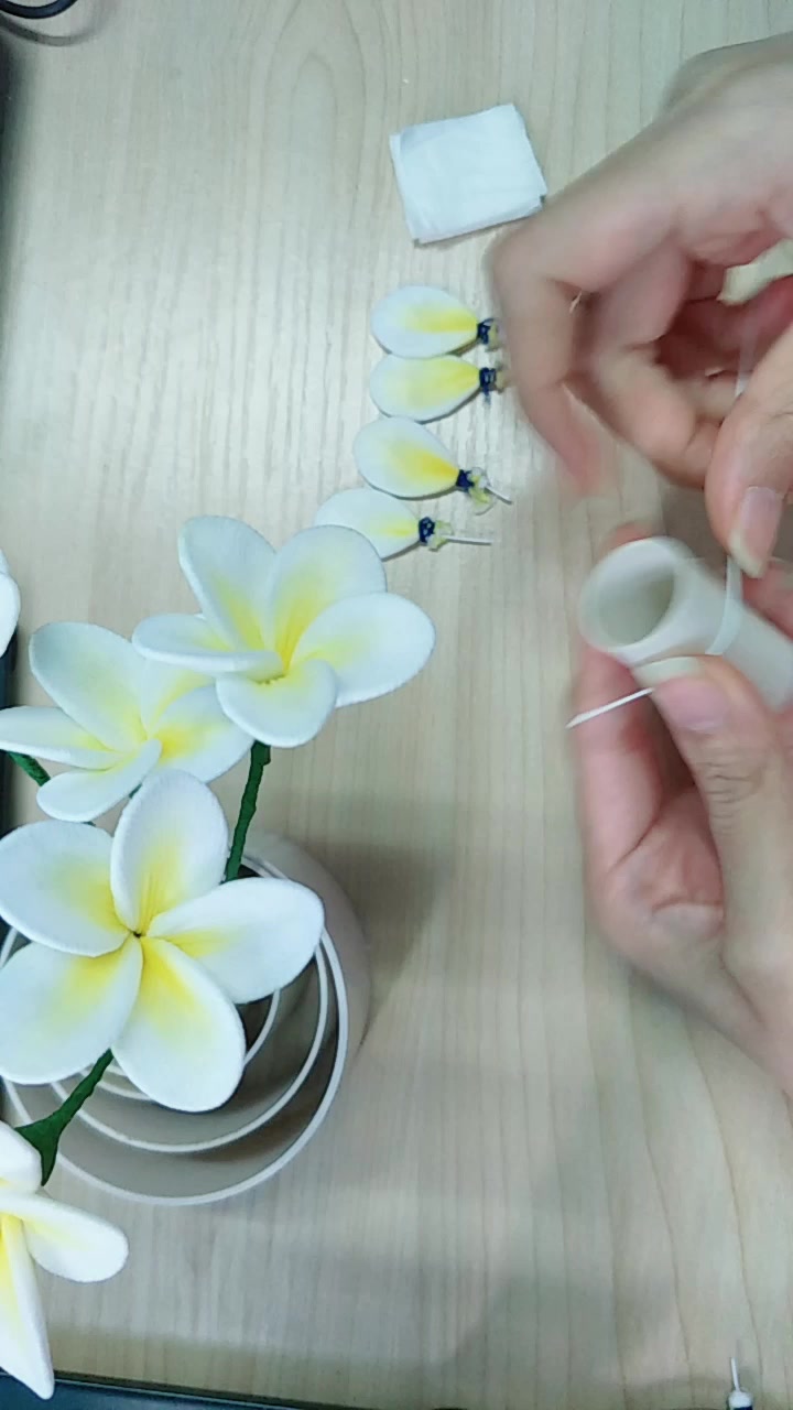 和我一起做手工#鸡蛋花丝网花第二弹