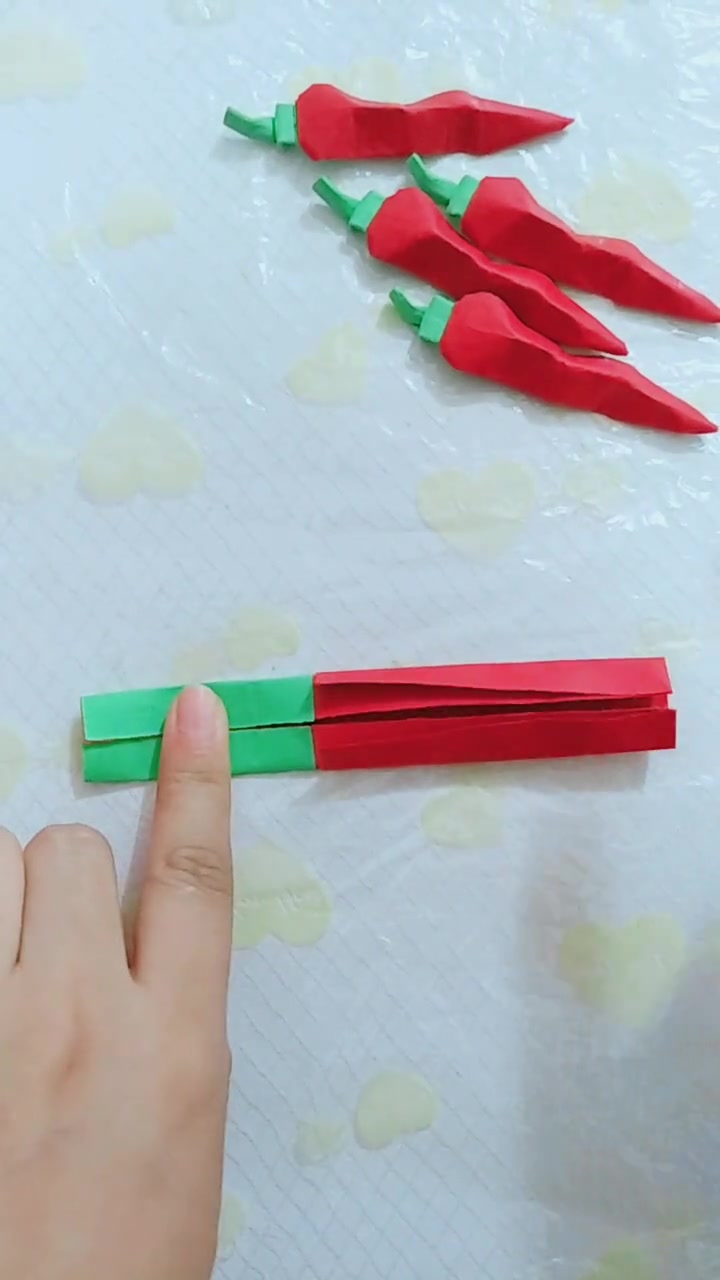 折纸小辣椒教程