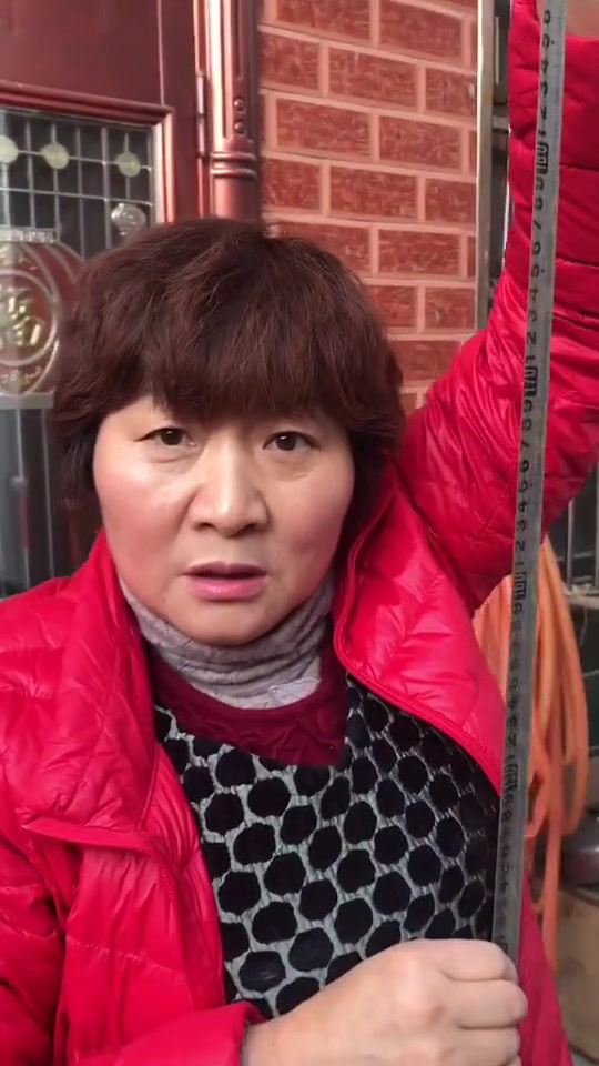 诸葛妈妈站起来了