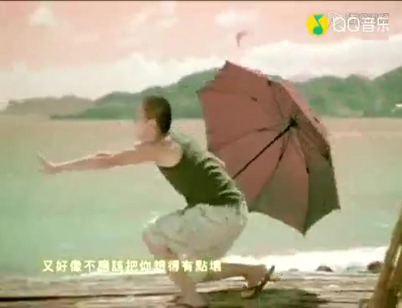 「下过雨的夏天傍晚, 我都会期待, 唱歌的蝉,嘿, 把星星都吵醒, 月光晒了很凉快。」今日FM|孙燕姿《第一天》夏天总是那么闷热,和小南一起听 ...